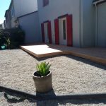 Terrasse en pin posée à Bouguenais par 15n Menuiserie